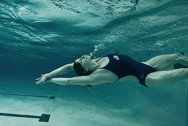 A nadadora Katie Ledecy, em 2016. (Foto: Divulgação: Annie Lebovitz / Women: New Portraits)