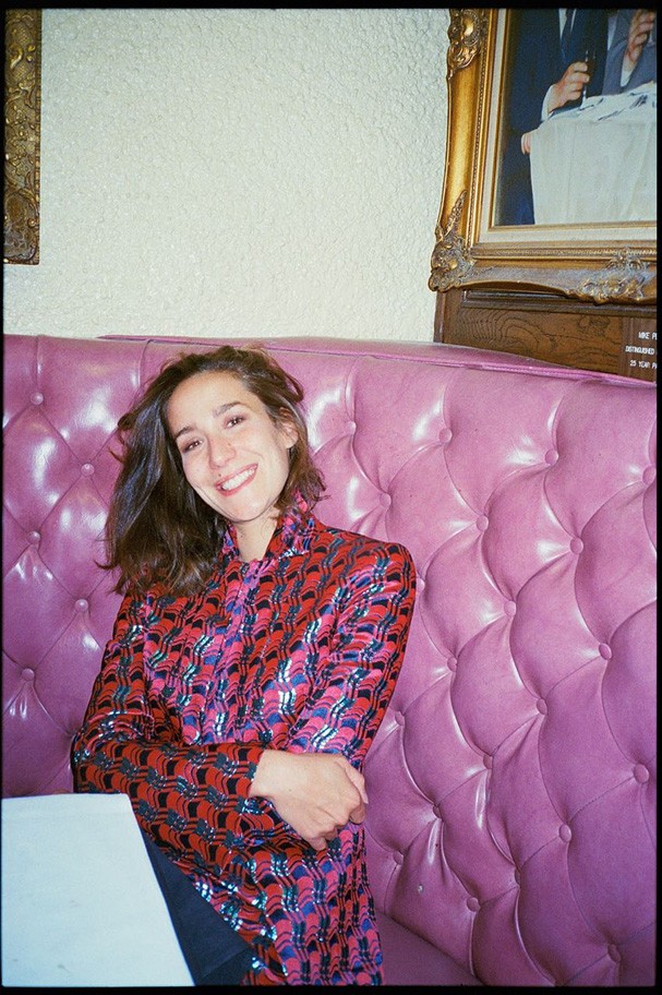 Paola de Orleans para Diane von Furstenberg (Foto: Tinko Czetwertynski)