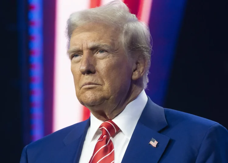 Irã desafia Trump e diz que controla o estreito de Hormuz